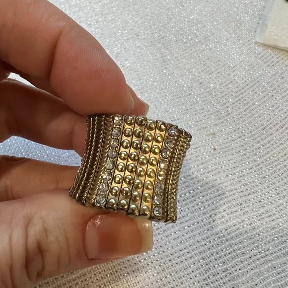 Gold and Crystal Ring - Picture 3 of 4